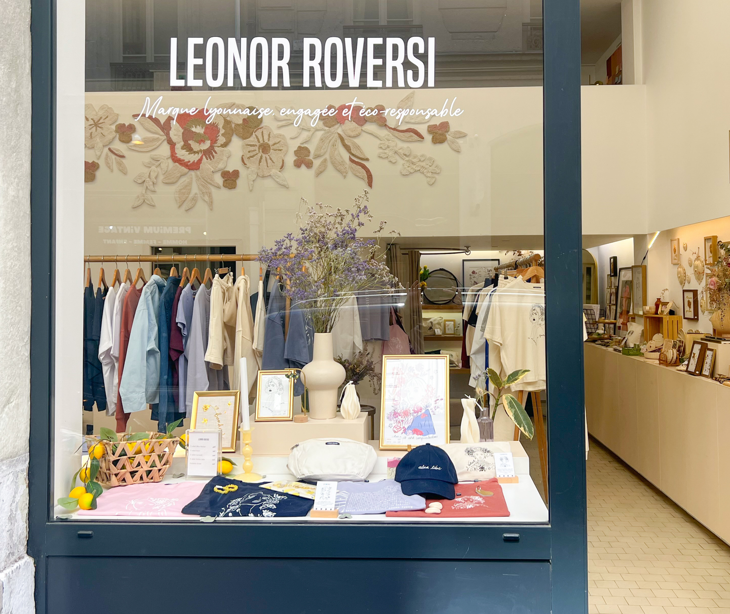 Image de la devanture de la boutique, Leonor Roversi, marque engagée et correspond