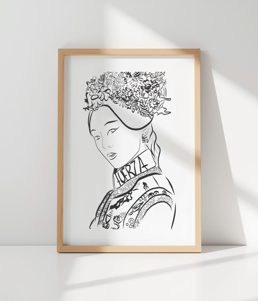 Affiche Peony, fleur du courage et de la chance, est considérée comme la reine des fleurs dans la culture japonaise. Elle incarne l’audace, la bravoure et la force intérieure à travers une illustration florale élégante et symbolique.
Créée par Leonor Roversi, marque engagée et éco-responsable, cette affiche transmet un message fort tout en apportant une touche poétique et inspirante à votre intérieur.