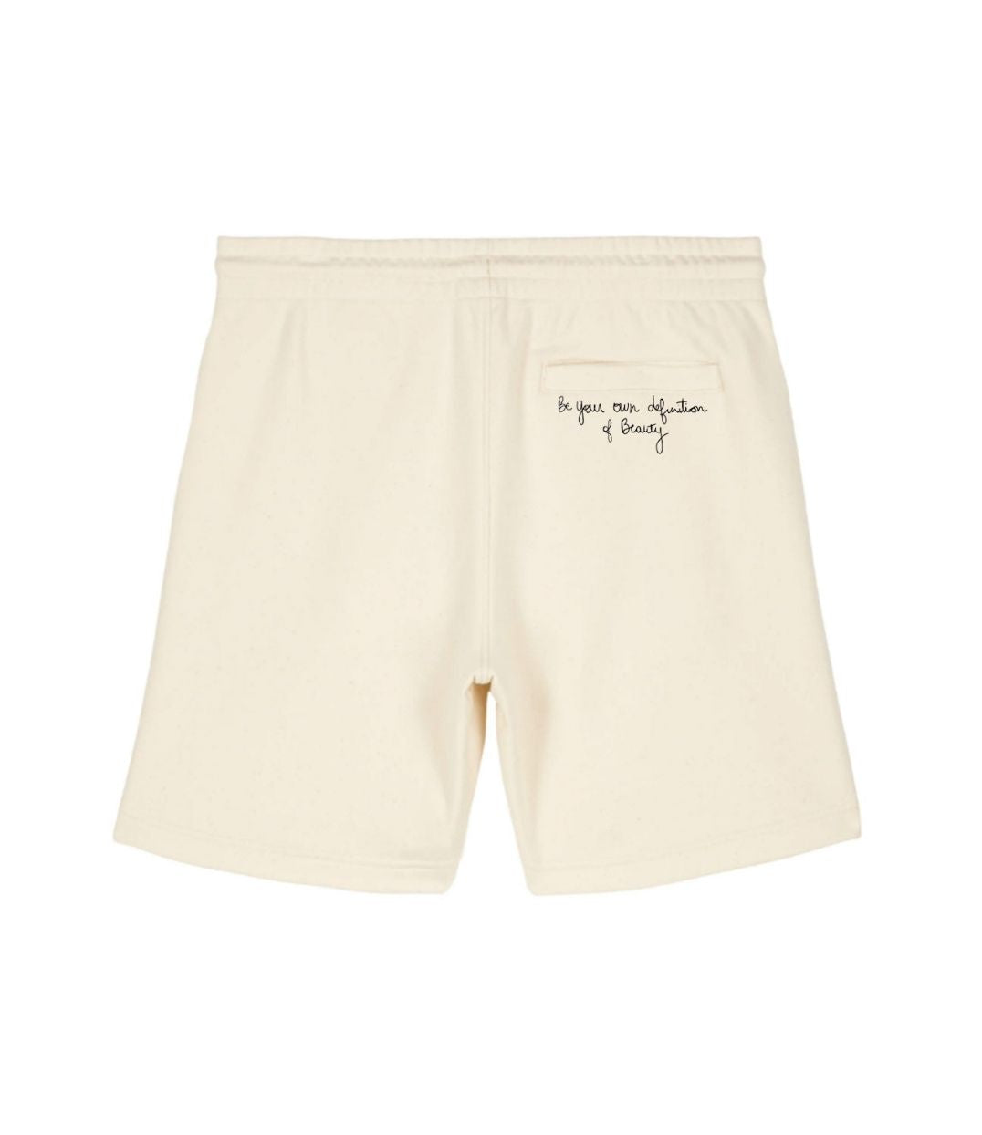 Mock-up d'un short pour femme écru en coton biologique, imprimé noir de l'inscription "be your own definition of beauty" à l'arrière. Modèle Sekhmet, conçu et imprimé à Lyon par la marque éthique Leonor Roversi