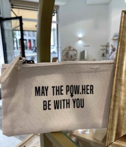 petite pochette beige may the powher be with you leonor roversi