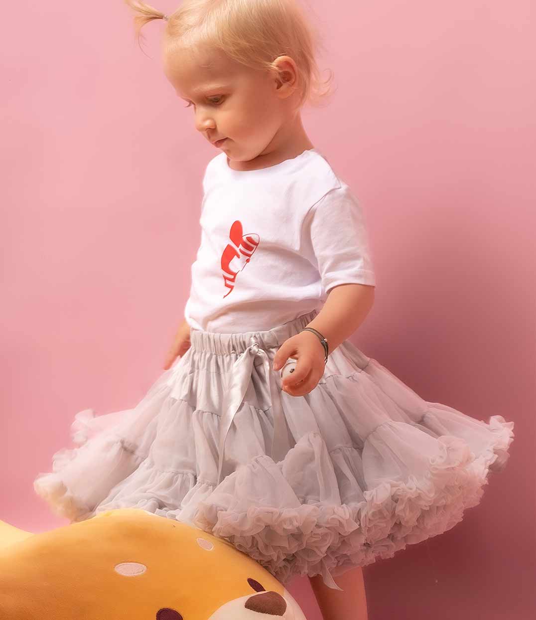 t-shirt bébé Abracito blanc et rouge en coton bio naturel de la marque éthique et lyonnaise Leonor Roversi